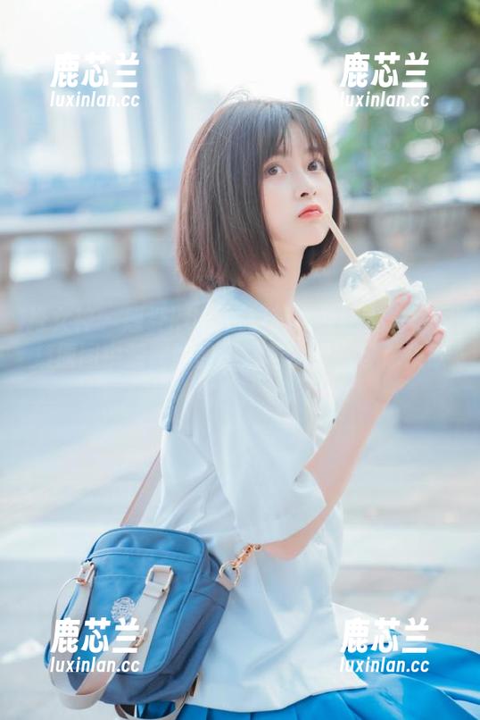 推女神 - 感受k8傲娇萌萌女友的魅力：图集原图中透露她的日常与梦想，等你来欣赏！.txt