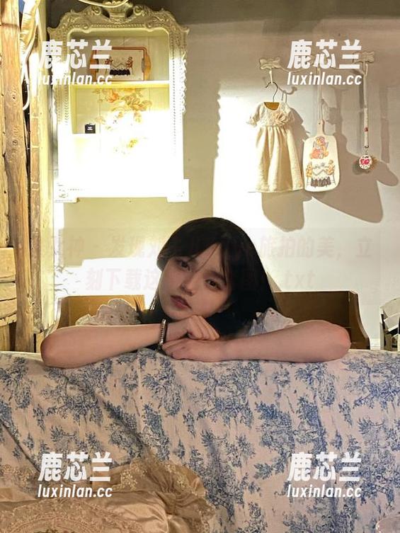 推女神 - 发现刘飞儿Faye旅拍的美，立刻下载这组绝佳套图！.txt