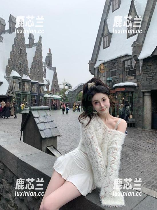 推女神 - 最新徐妍馨Mandy白裙写真，让她的照片带你去体验梦幻般的夏日.txt
