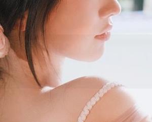 推女神 - 迎接思淇Sukiii浴室套图最新更新，一起感受那份水中的梦幻！.txt