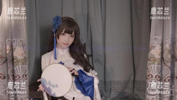 星野saori95玉玲珑高清写真，感受细腻光影下的少女心事.txt