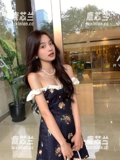 星颜社 - 绝美女仆造型，梦心玥高清美图让你心动不已.txt
