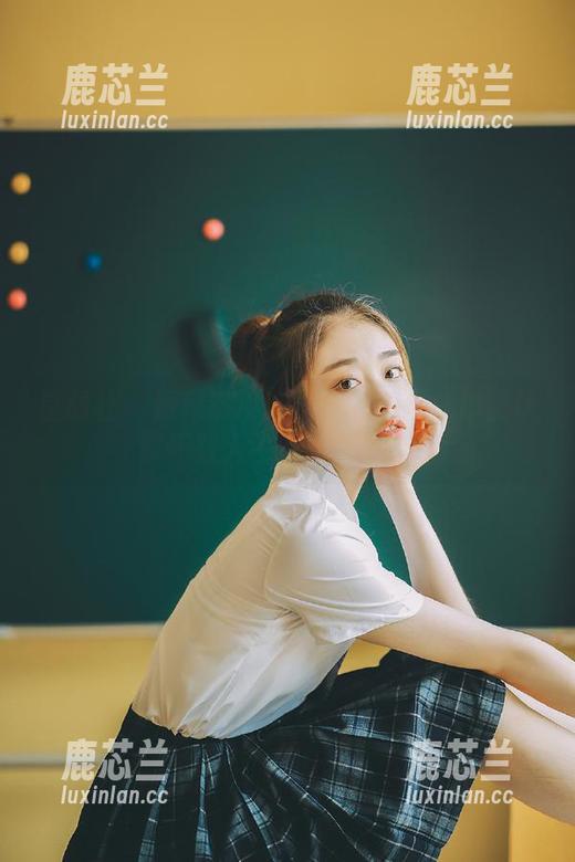 星颜社 - 福利满满！穆菲菲的肉丝作品让你怀疑人生的美好！.txt