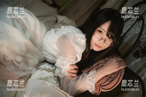 探索晓美妈的护士美图资源，感受唯美与温暖的完美结合！.txt