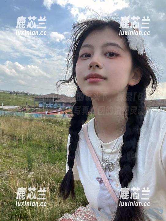 在普美Bomi(보미)的镜头下，探索[Bimilstory]复古氛围写真套图的浪漫灵魂.txt