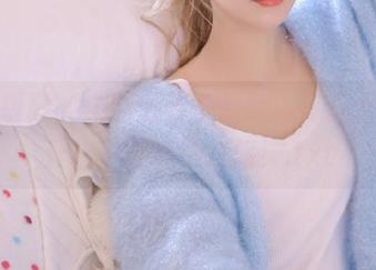 月下摄影 - 全面领略恰恰制服写真全集，开启一场梦幻之旅！.txt
