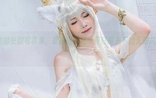 更新!木之本果的长腿写真集,最新图片展现夏日阳光下的无限风情与个性!.txt