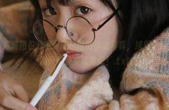 果团网 - 高清图包分享：陈秋雨的少女写真，捕捉了青春的绚丽瞬间，快来欣赏吧！.txt