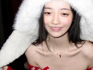 微密圈 - 定制精致图集：桃沢樱呀的白裙时光美丽定格.txt
