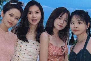 梦丝女神 - 莹仙女高清制服套图，带你领略不一样的时尚风采.txt