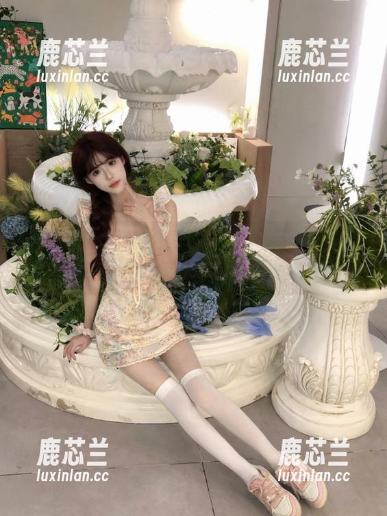 梦丝女神 - 魏婷婷旗袍女神风范，时尚气息十足的惊艳合集套图.txt