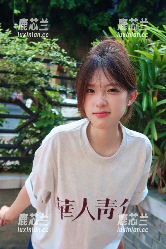 森萝财团 森萝财团更新独家图片:校服死库水浴缸主题让你重温校园的美好时光.txt