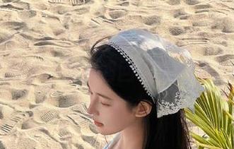 如此惊艳！森萝财团发布JK白丝清纯小妹最新原图，让你瞬间回到无忧的青春时代！.txt
