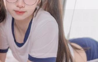 模范学院 - NaNa_baby泳装写真：高清图片记录了一个夏天的阳光与青春的无畏。.txt