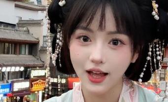 模范学院 - 体验“姗姗就打奥特曼双人”写真中的浪漫，高清原图等你来观看，感受美好时光！.txt