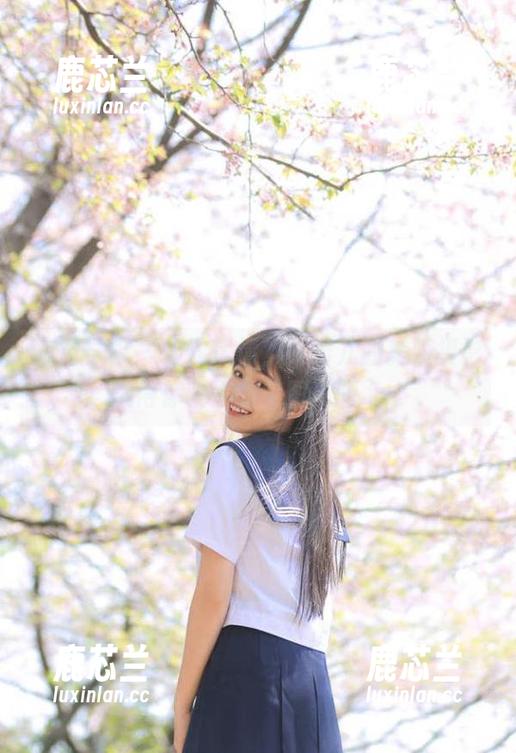 模范学院 - 极致风情，艾希儿的美脚摄影值得你收藏的美图资源.txt