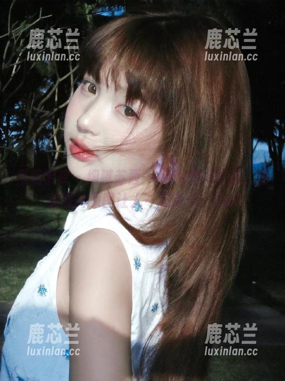 模范学院 - 细腻苏西-susie清纯写真，绝美图片原图让人一见倾心！.txt