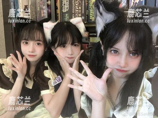 樱落酱w新作来袭：碧蓝航线可畏礼服写真集，下载地址不容错过哦！.txt