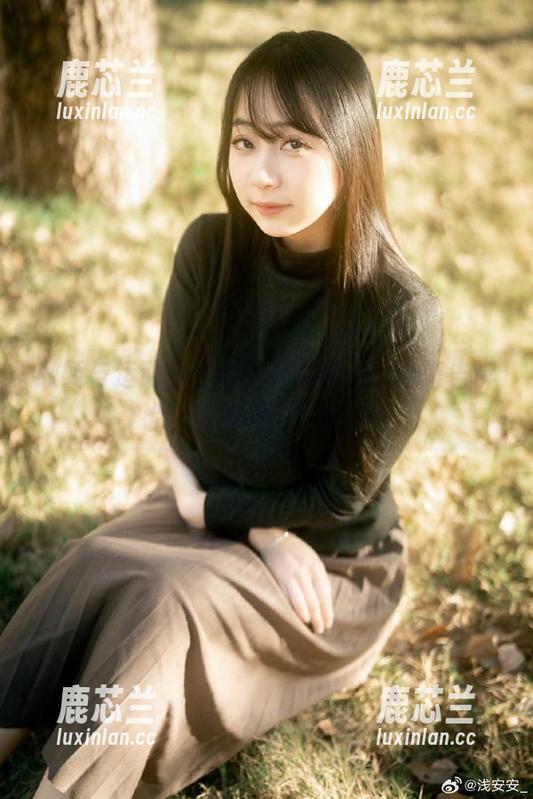 撒娇与运动双结合，浅安安图包合集告诉你什么叫真·百变.txt
