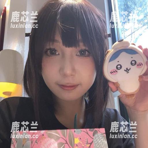 浅安安女王写真动态合集：记录灵动与静谧的交汇瞬间.txt