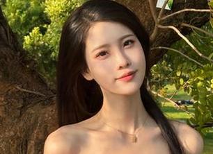激萌文化 - 一起探索赵奶莹的网袜写真作品，精彩图库给你无限惊喜！.txt