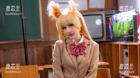 “炸蛋Boom”不良少女写真套图，释放你内心的叛逆与渴望.txt