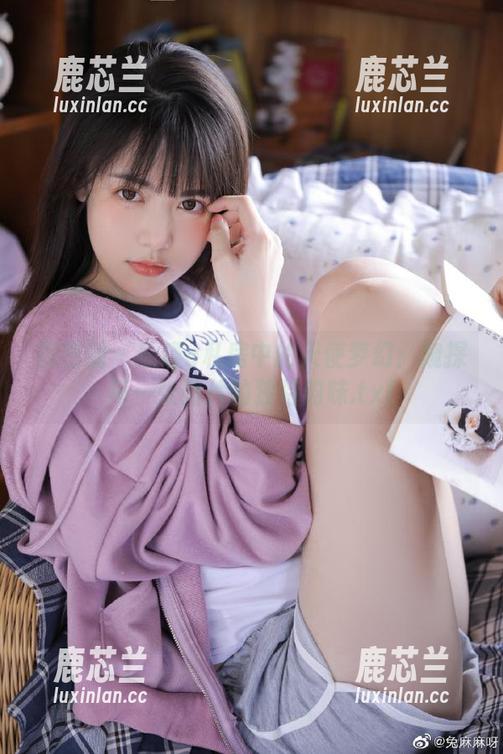 微密圈 - 瑜瑾u私房中的天使梦幻：窥探每一张图片的独特韵味.txt