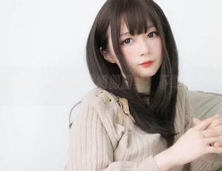 独特视角：白银81Fantia-透明服图集，下载体验别样风情！.txt