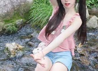 秀人网 - BABY_柒学姐作品集全揭晓,分享那些令人心动的瞬间与故事!.txt