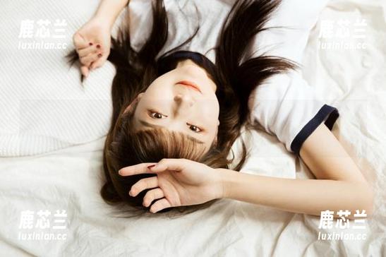 秀人网 - Carol周妍希塑造的秘书角色：精致写真图包，展现无限风情！.txt