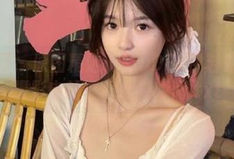 秀人网 - 原图精选:MODEL伊若比基尼摄影中的夏季梦幻瞬间.txt