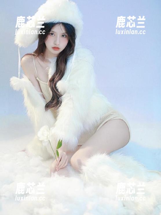 秀人网 - 余贝拉bella美腿魅力再升级！新美图更新，快来一起欣赏她的风采！.txt