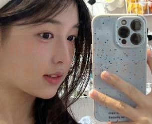 秀人网 - 叶梦轩夏天私拍合集:让阳光洒满每一个角落,尽情享受夏日!.txt
