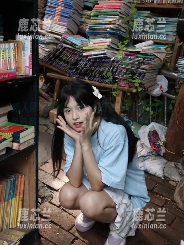 秀人网-周于希Sally 秀人网 - 震撼视觉!周于希Sally吊带图包热辣升级,免费下载享受极致美感!.txt