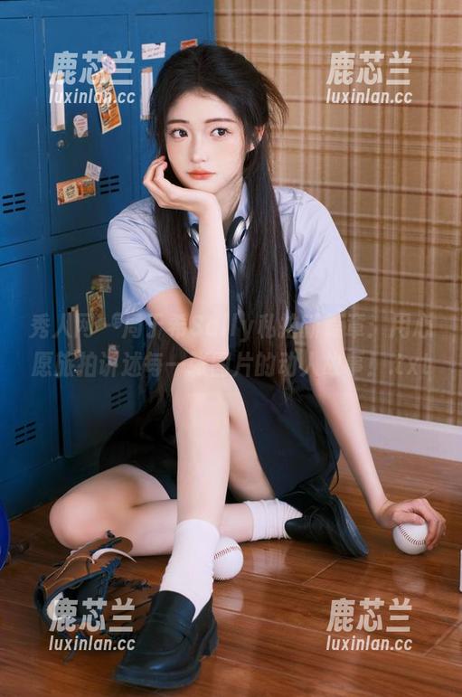 秀人网 - 周于希Sally私拍新篇章：用心愿旅拍讲述每一张图片的动人故事！.txt