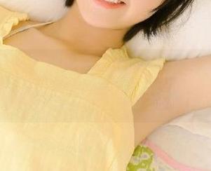 秀人网 - 夏晓Maggy的私房写真：秘书身份背后的故事与她的艺术作品.txt