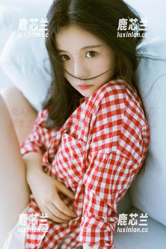 秀人网-媛宝儿boa 秀人网 - 媛宝儿boa的全套写真图包:在剧本之外,我的自嘲才是真正的剧情。.txt