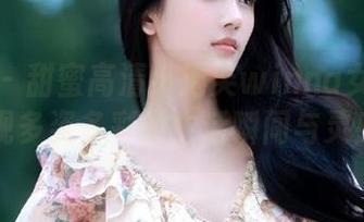 秀人网 - 甜蜜高清小泡芙winna女友作品，展现多姿多彩的生活瞬间与灵感.txt