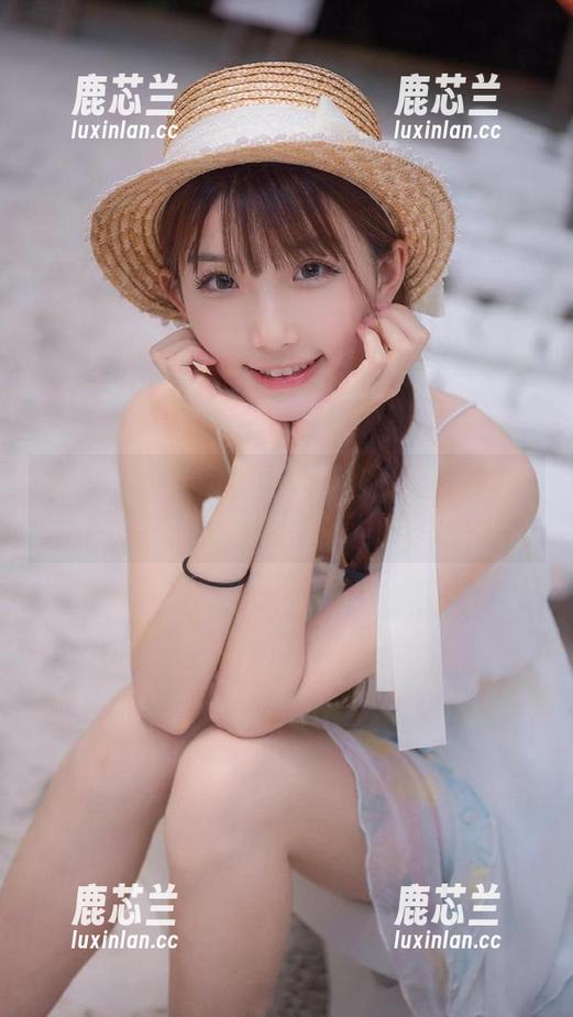 秀人网 - 小逗逗白色写真作品集，珍藏每一幅原图的独特魅力.txt