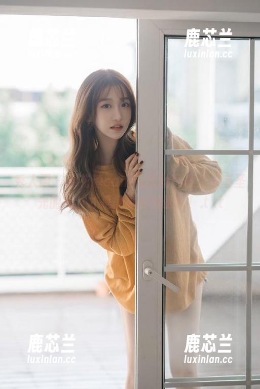 秀人网 - 棉花糖candy蕾丝图集：没有圣光的美，才是最真实的诱惑！.txt