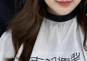 秀人网 - 白茹雪abby的裤里丝写真图包，瞬间捕捉生活中每一个动人的瞬间！.txt