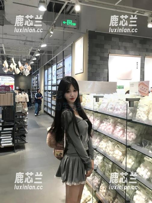 秀人网 - 童千艺cara：在和服私房写真中与你分享她的生活艺术与美丽故事.txt