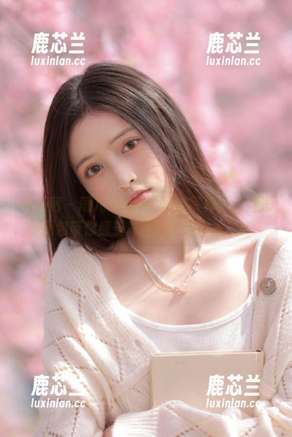 秀人网 - 雨儿baby的居家写真，无圣光图包带你感受真实的生活艺术.txt
