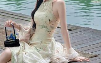 秀人网 - 感受温暖:麻吉小兔子棉袜写真原图全景展示.txt