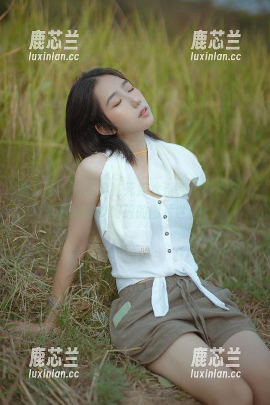 秀人网 - 麻布学妹死库水系列写真合集，带你畅游梦幻般的图片世界.txt