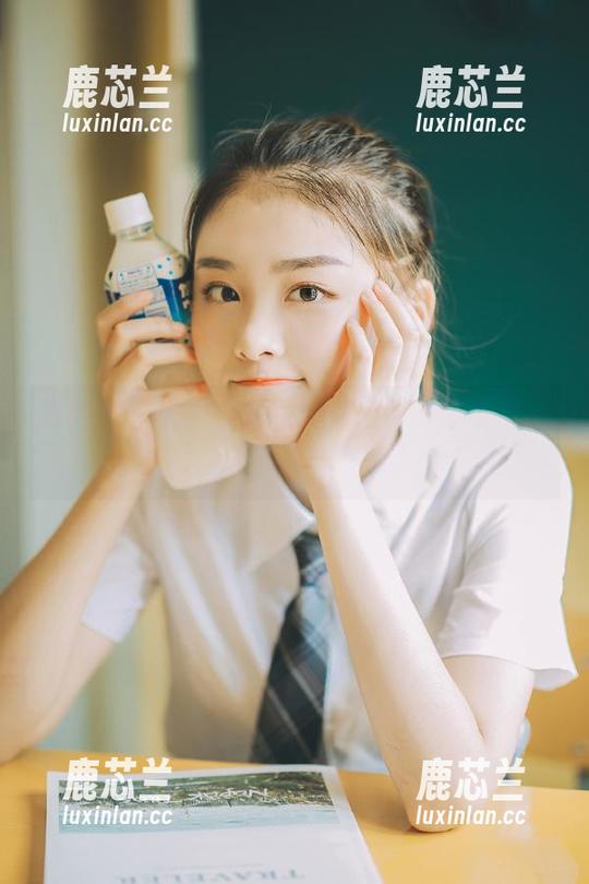 秀人网-龙泽美曦 秀人网 - 免费领取龙泽美曦万圣节创意图集,打造独特欢乐时刻!.txt