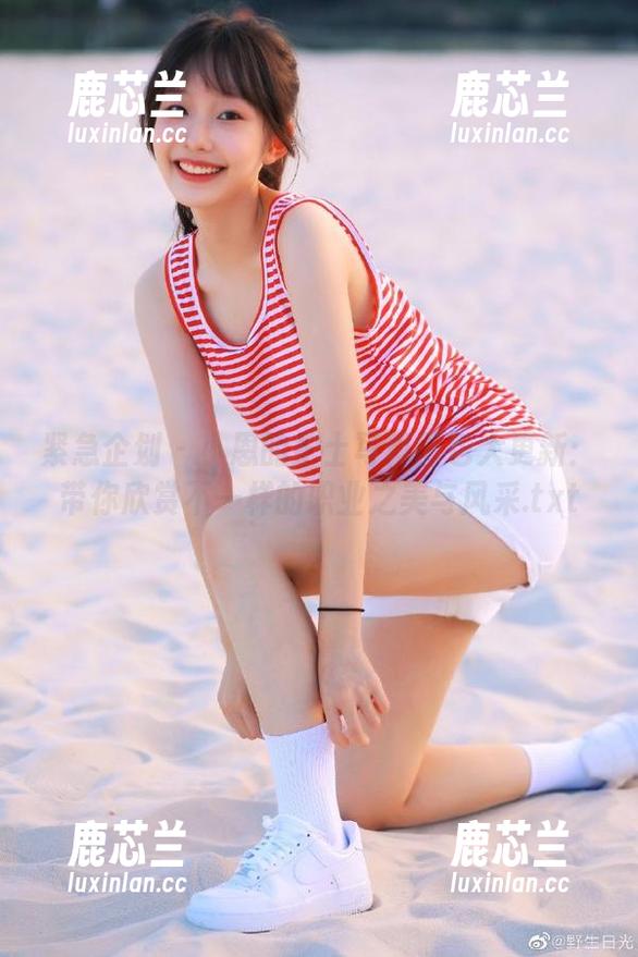 紧急企划-小恩 紧急企划 - 小恩的护士写真图包大更新:带你欣赏不一样的职业之美与风采.txt