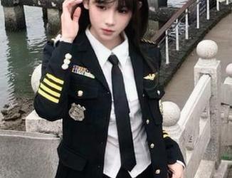 紧急企划 - 充满诱惑的樱可内衣写真合集：探索那些撩人又细腻的图片，感受绝美瞬间.txt