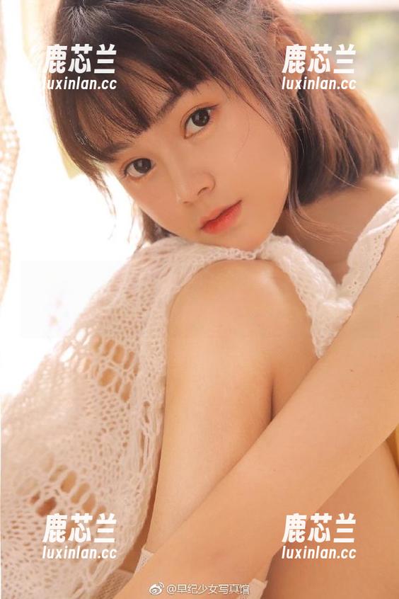 紧急企划全新上线：白丝JK写真合集，解锁校园少女的时尚密码.txt