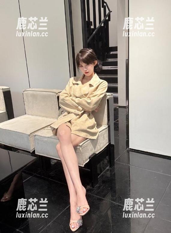 观看“织梦映像”的精致图包，开启充满幻想的朝阳之旅.txt